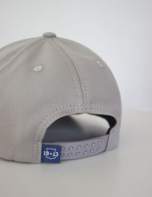 gorra gris mt